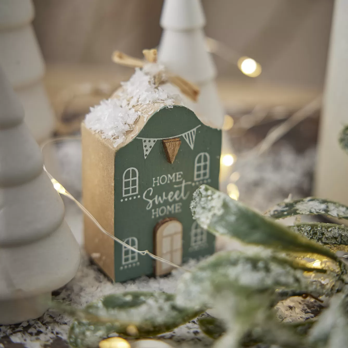 Shop The Look Xmas | Weihnachtsbaumschmuck>NANU-NANA Anhänger Haus Mit Spruch, Grün, 6 Cm